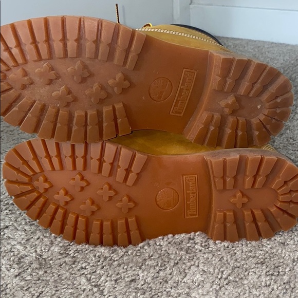 Women timberland boots size 7 - Picture 4 of 4